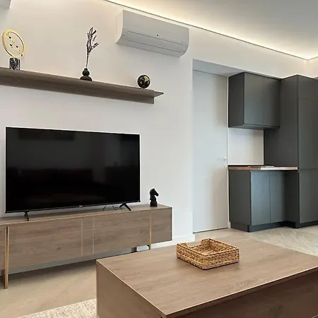 Luxury Flat In North-bucharest Apartment *
